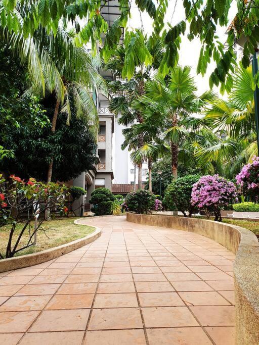 Mahkota Pool View Apartment Near A'Famosa & Jonker Malacca Екстериор снимка